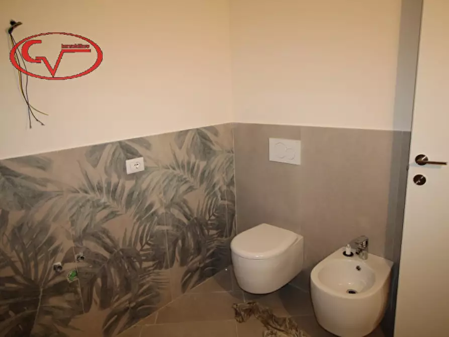 Immagine 28 di Appartamento in vendita  in Via Norcenni a Figline E Incisa Valdarno