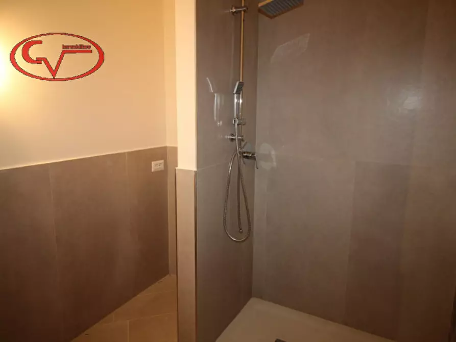 Immagine 33 di Appartamento in vendita  in Via Norcenni a Figline E Incisa Valdarno