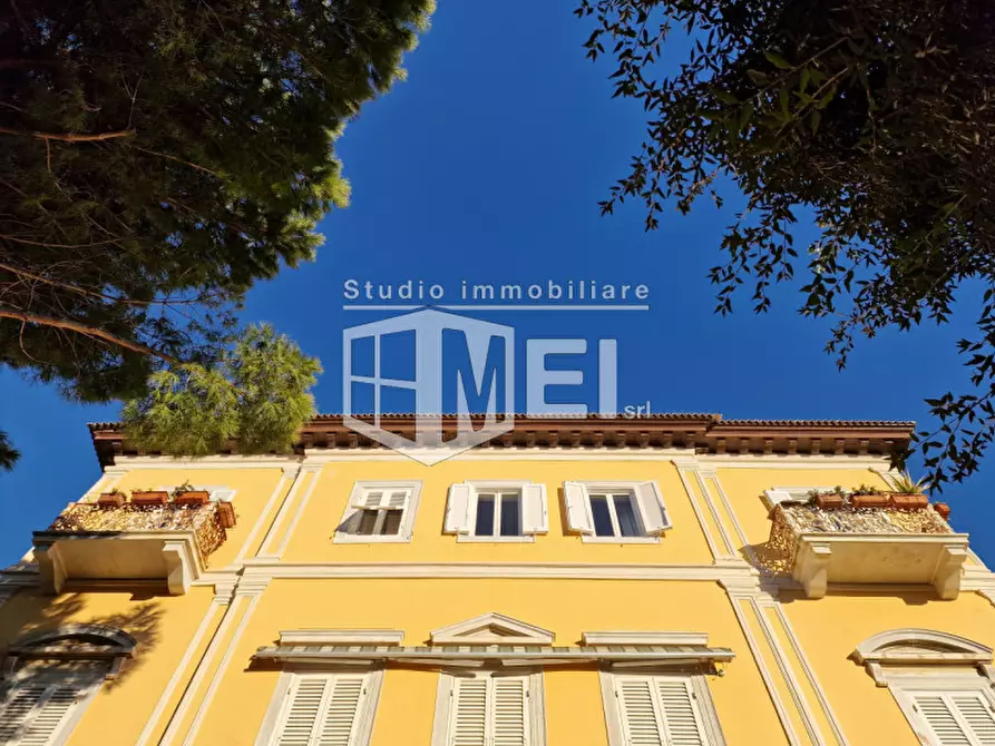 Immagine 2 di Appartamento in vendita  in via Pacinotti a Livorno