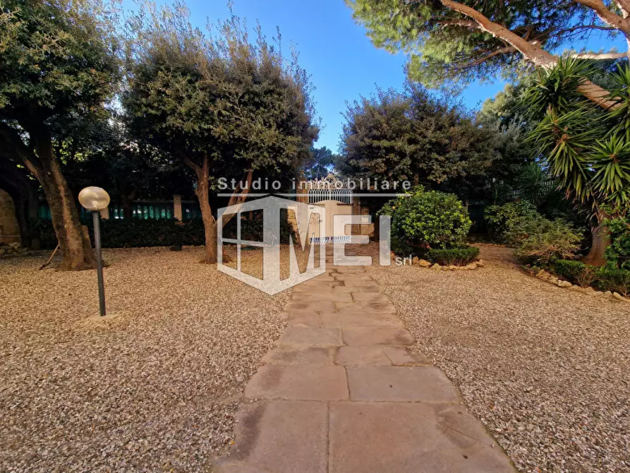 Immagine 19 di Appartamento in vendita  in via Pacinotti a Livorno