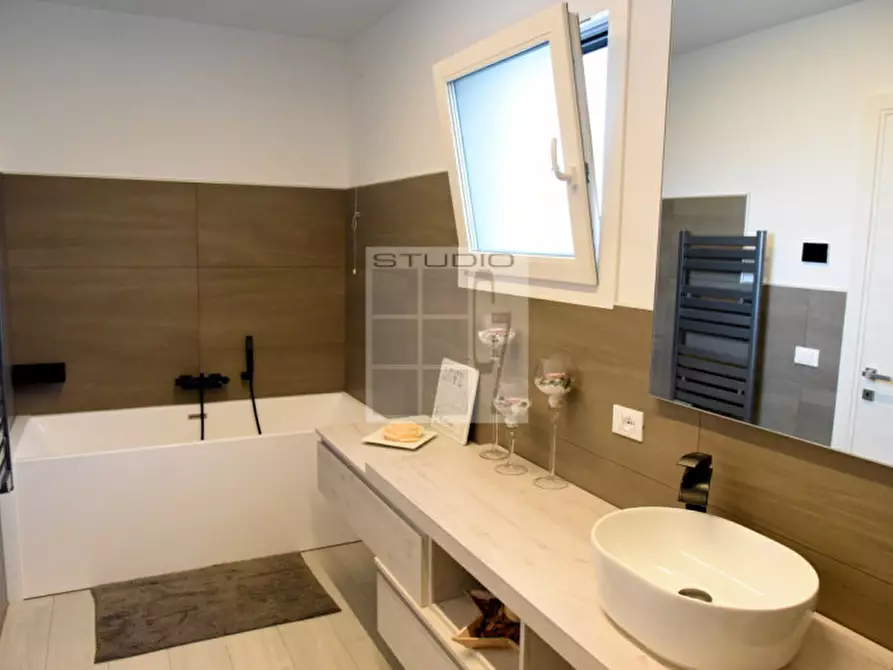 Immagine 21 di Casa indipendente in vendita  in via Centoni a Camposampiero