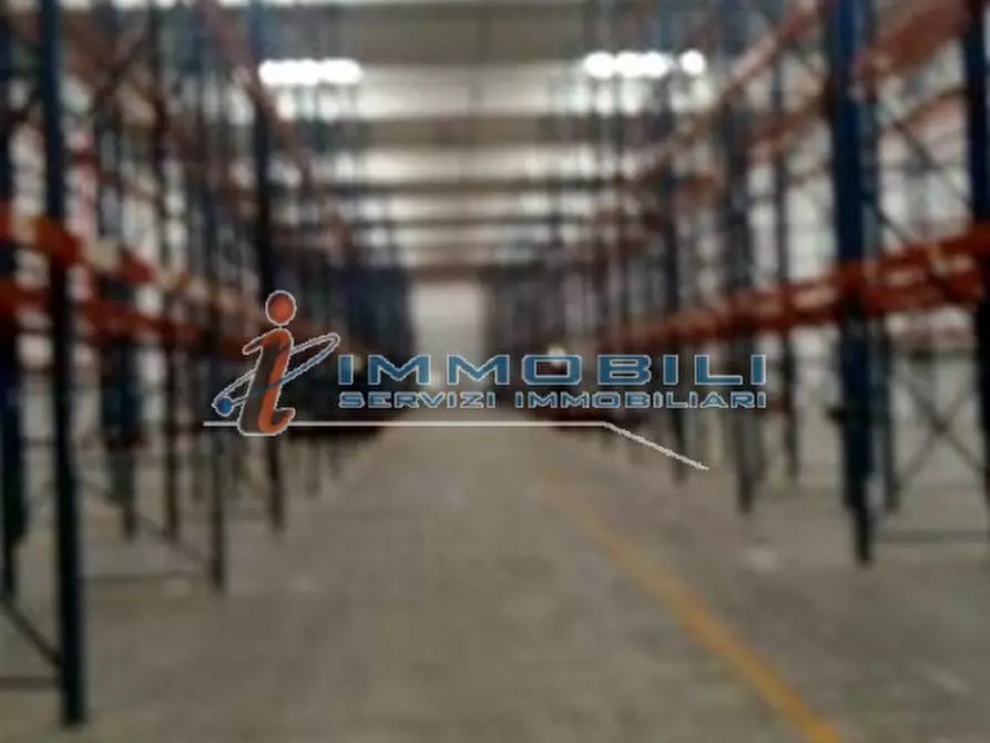 Immagine 15 di Laboratorio in affitto  in VIA GRANDI A. a Settala