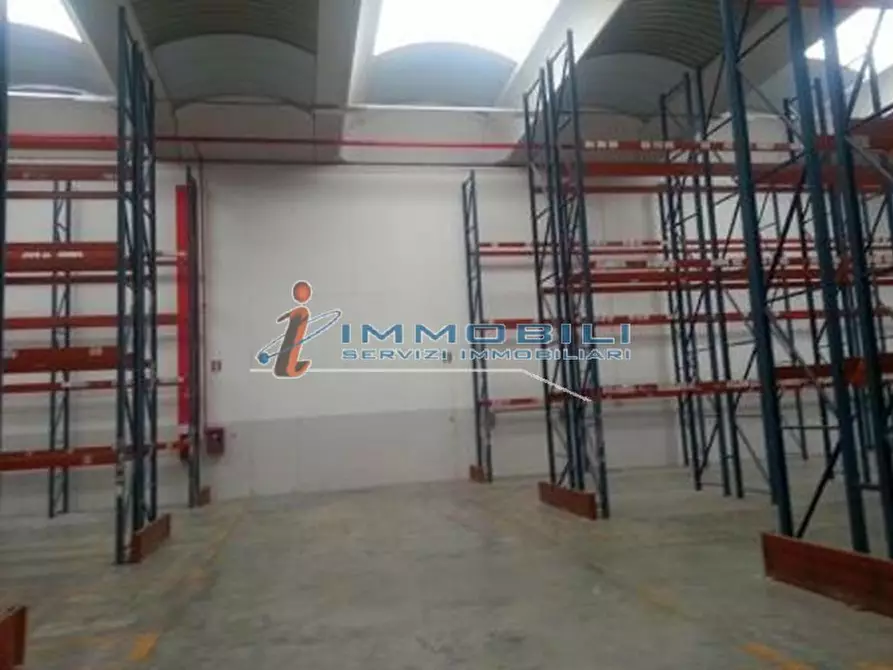 Immagine 23 di Laboratorio in affitto  in VIA GRANDI A. a Settala