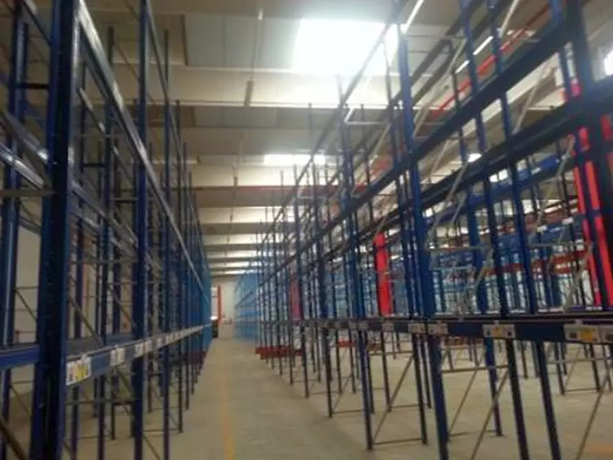 Immagine 6 di Magazzino in affitto  in VIA GRANDI A. a Settala