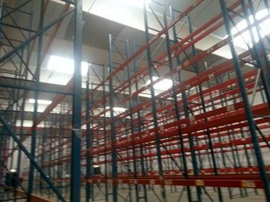 Immagine 12 di Magazzino in affitto  in VIA GRANDI A. a Settala