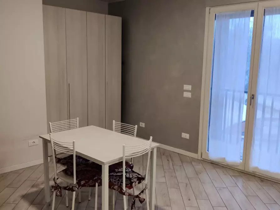 Immagine 4 di Appartamento in affitto  in via procaccini a Milano