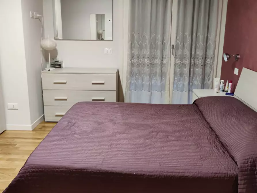 Immagine 7 di Appartamento in affitto  in via procaccini a Milano