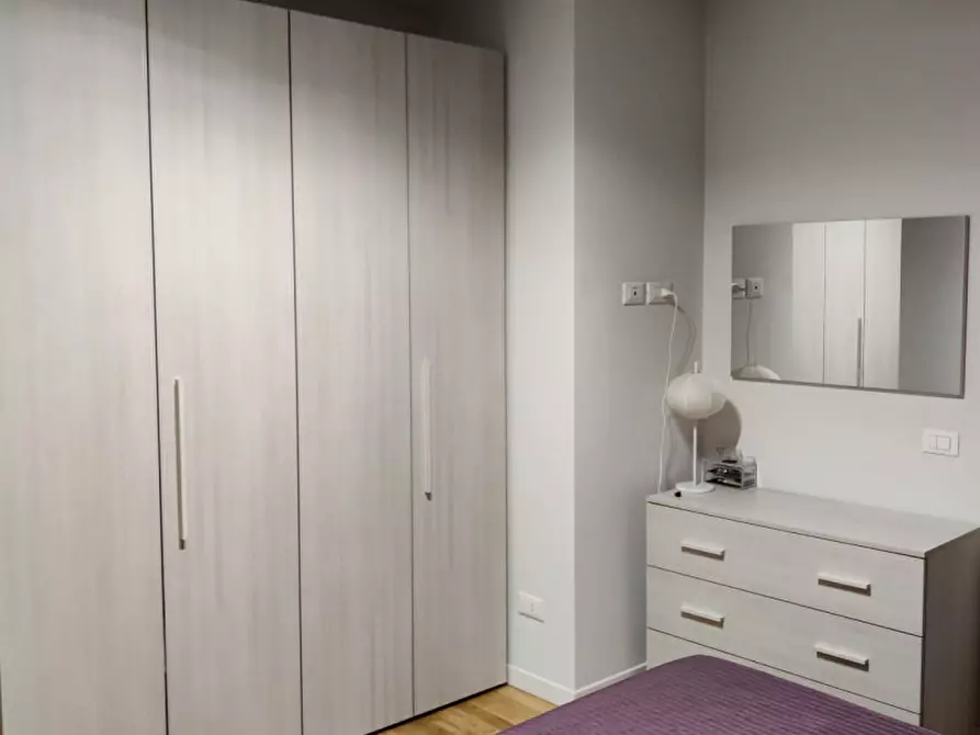 Immagine 8 di Appartamento in affitto  in via procaccini a Milano