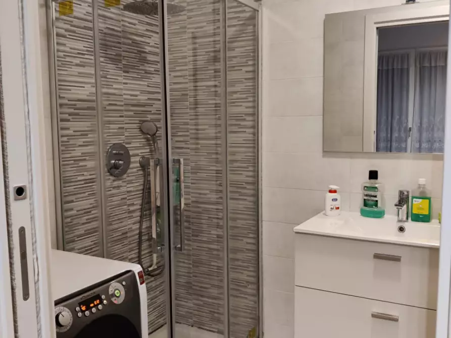 Immagine 11 di Appartamento in affitto  in via procaccini a Milano