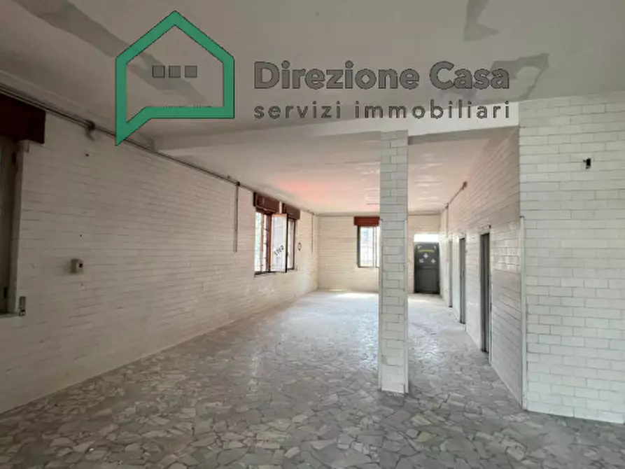 Immagine 10 di Appartamento in affitto  in via generale francesco pinto, 60 a Napoli