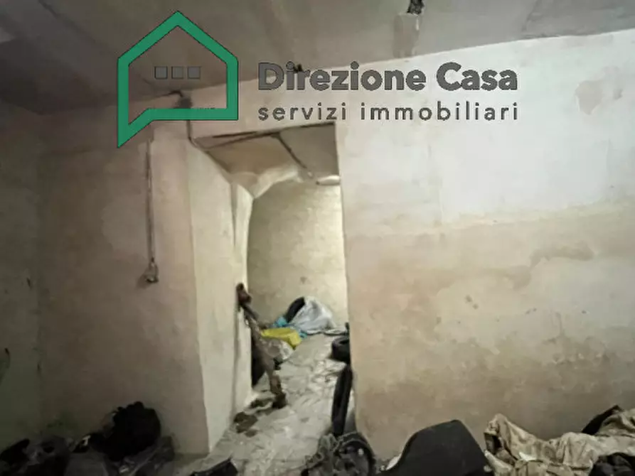 Immagine 15 di Capannone industriale in affitto  in VIA PINTO, 58 a Napoli