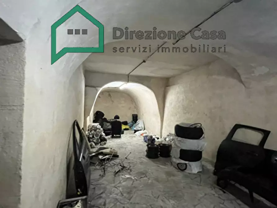 Immagine 16 di Capannone industriale in affitto  in VIA PINTO, 58 a Napoli