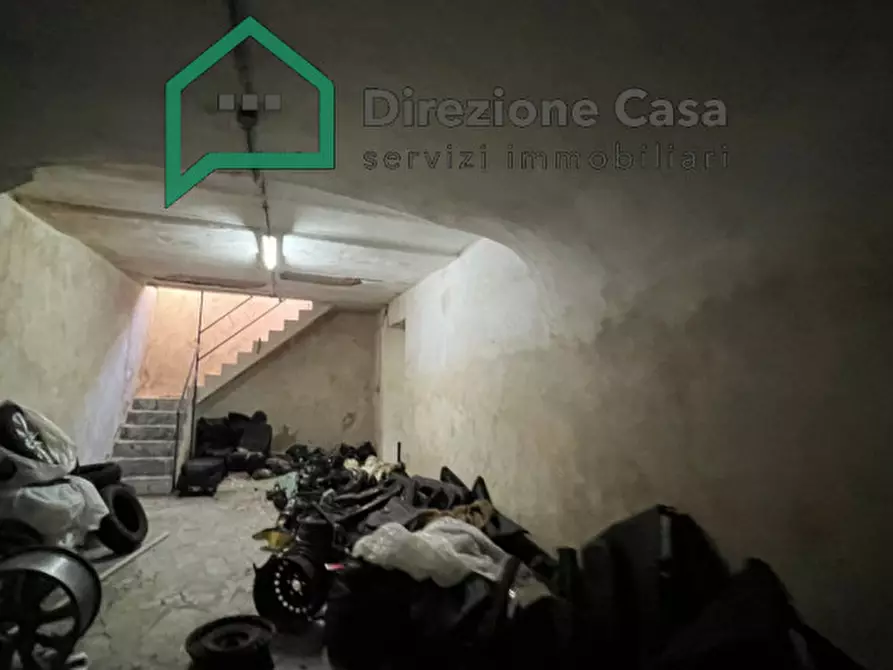 Immagine 21 di Capannone industriale in affitto  in VIA PINTO, 58 a Napoli