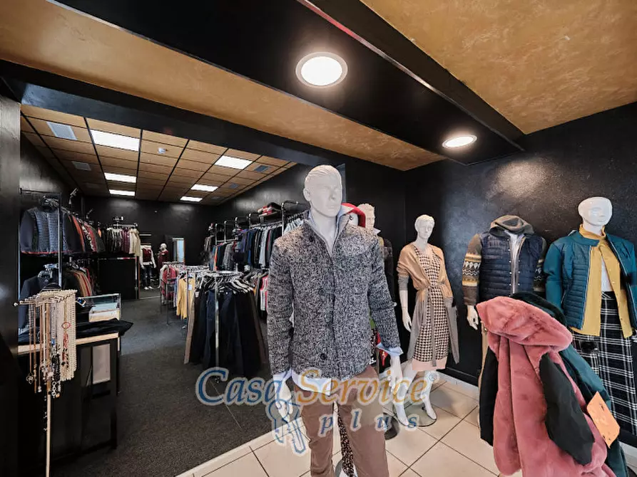 Immagine 6 di Negozio in vendita  in Strada provinciale Casarano alla Parabita Collepasso a Matino