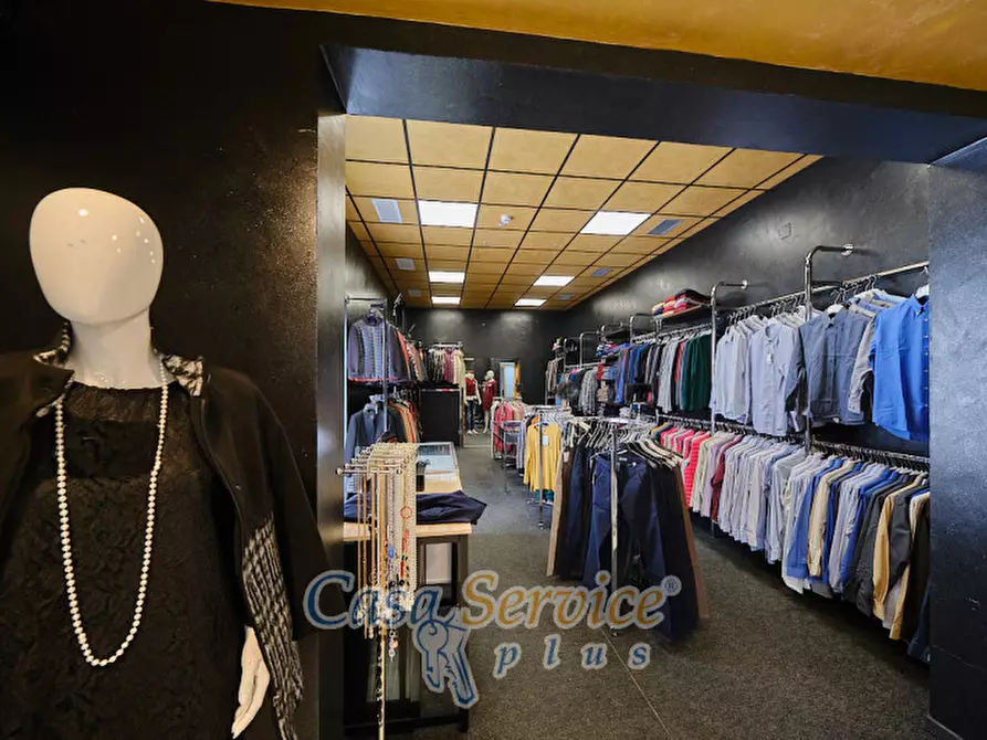 Immagine 7 di Negozio in vendita  in Strada provinciale Casarano alla Parabita Collepasso a Matino