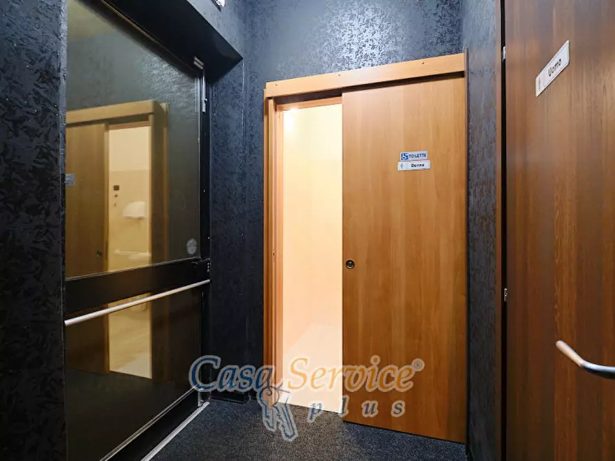 Immagine 10 di Negozio in vendita  in Strada provinciale Casarano alla Parabita Collepasso a Matino