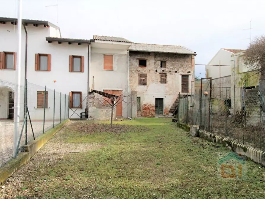 Immagine 1 di Rustico / casale in vendita  in via Ellero 14 a Gonars