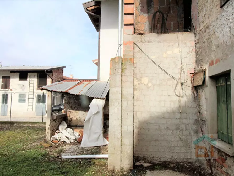 Immagine 5 di Rustico / casale in vendita  in via Ellero 14 a Gonars