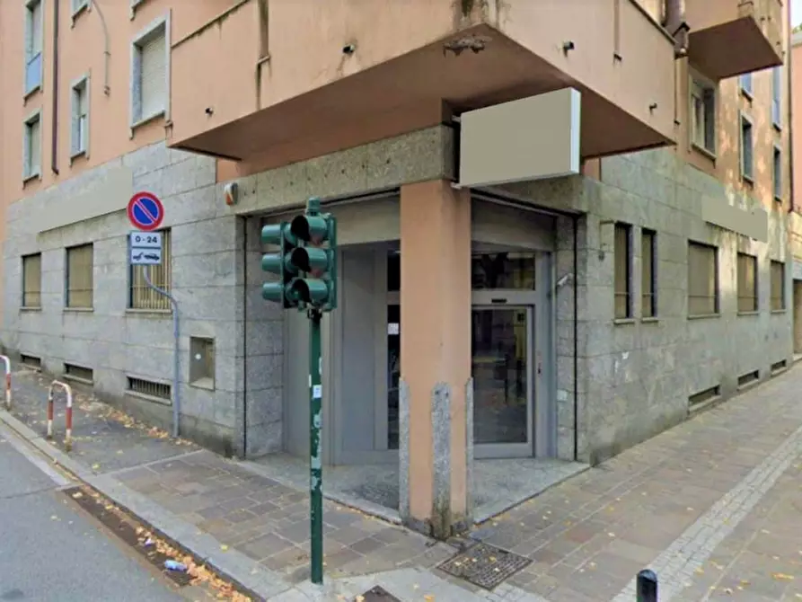 Immagine 1 di Ufficio in vendita  in viale Filippo Turati angolo via Petrarca, N. 48 a Lecco
