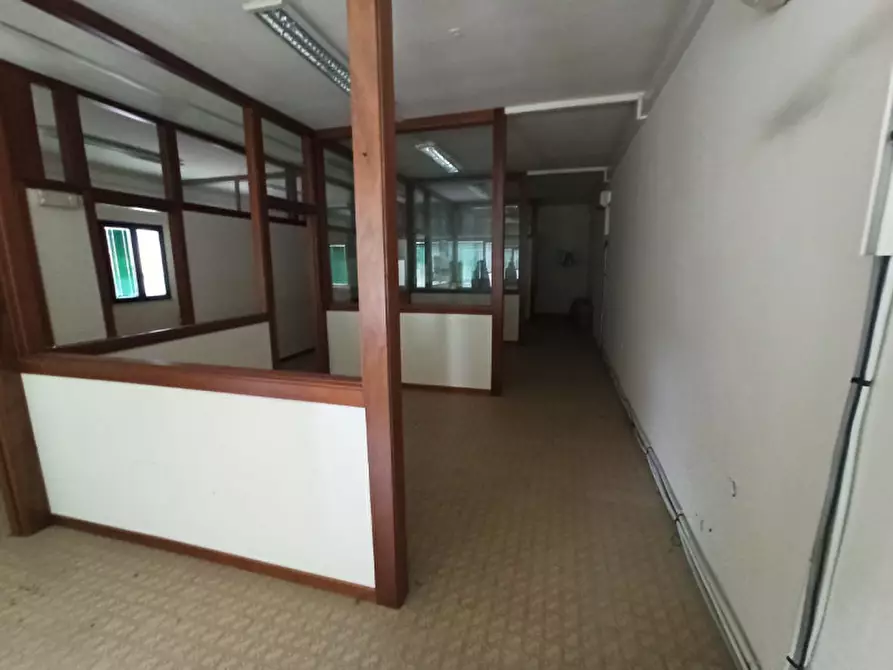 Immagine 2 di Laboratorio in affitto  in Via Roma a Castiglione Del Lago