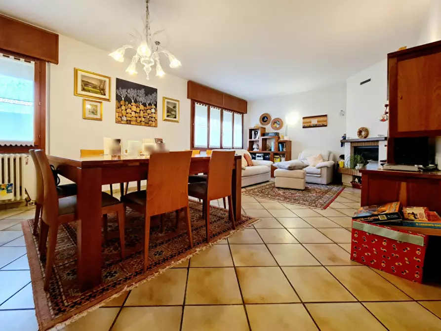 Immagine 16 di Casa indipendente in vendita  in VIA PIAVE a Este