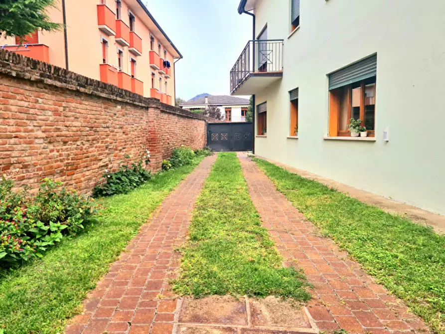 Immagine 17 di Casa indipendente in vendita  in VIA PIAVE a Este