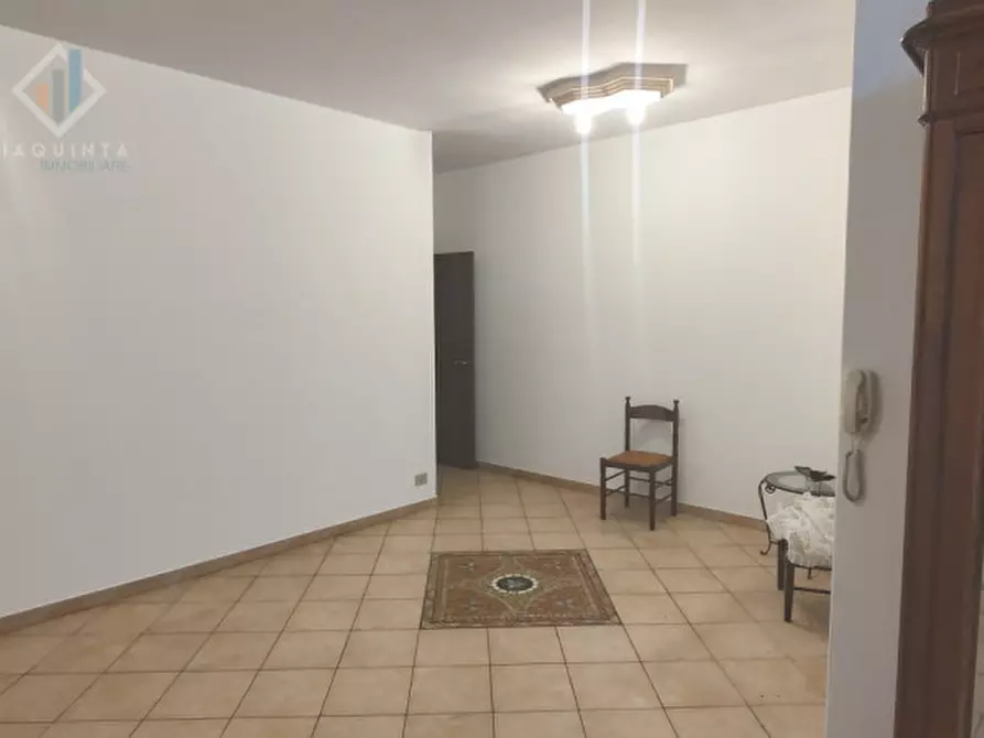 Immagine 3 di Casa bifamiliare in vendita  in via Vincenzo Bellini n.114 a Palagonia