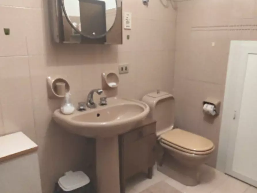 Immagine 6 di Casa bifamiliare in vendita  in via Vincenzo Bellini n.114 a Palagonia