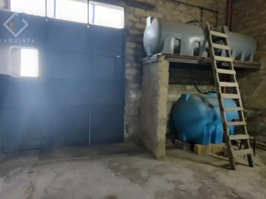 Immagine 11 di Casa bifamiliare in vendita  in via Vincenzo Bellini n.114 a Palagonia