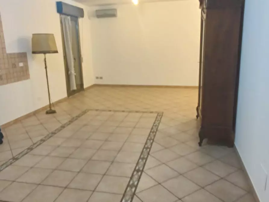 Immagine 12 di Casa bifamiliare in vendita  in via Vincenzo Bellini n.114 a Palagonia