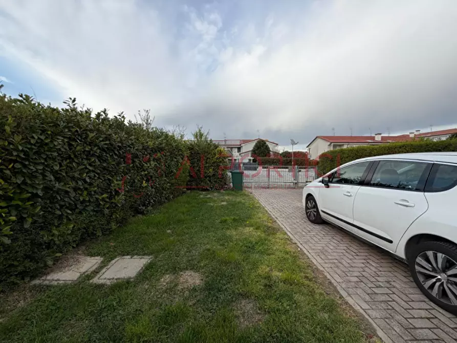 Immagine 11 di Villetta a schiera in affitto  in via donatori di sangue a Piove Di Sacco