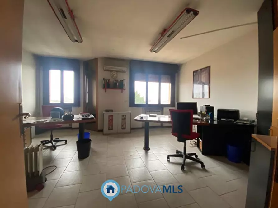 Immagine 4 di Ufficio in vendita  in via giorgio la pira, 10 a Ponte San Nicolò