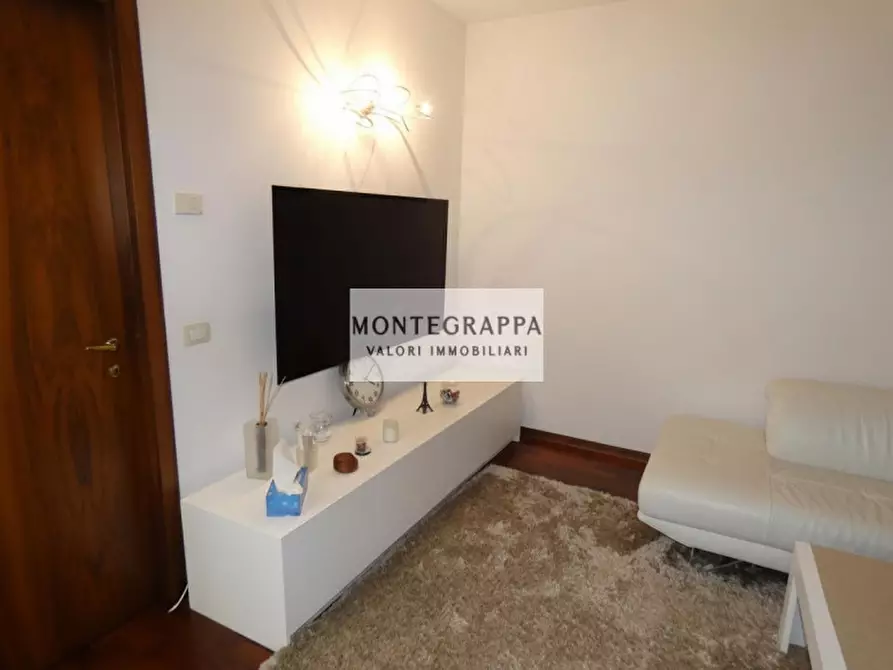 Immagine 2 di Attico in vendita  in via Piave a Castelfranco Veneto