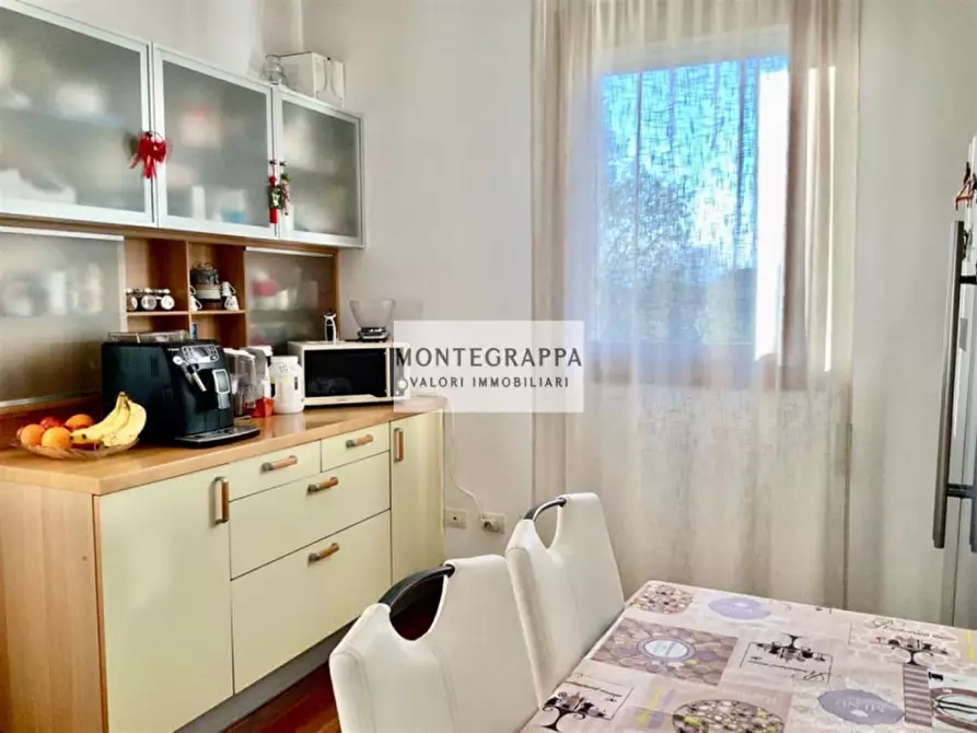 Immagine 5 di Attico in vendita  in via Piave a Castelfranco Veneto