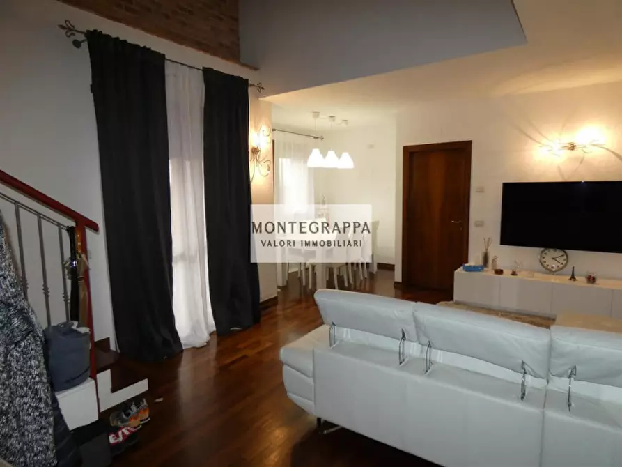 Immagine 5 di Attico in vendita  in via Piave a Castelfranco Veneto