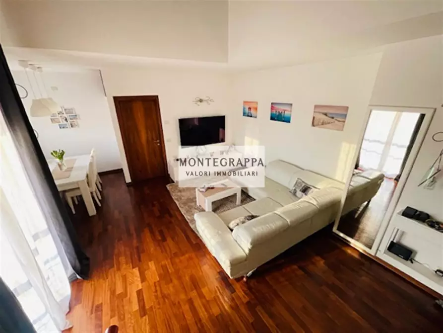 Immagine 6 di Attico in vendita  in via Piave a Castelfranco Veneto