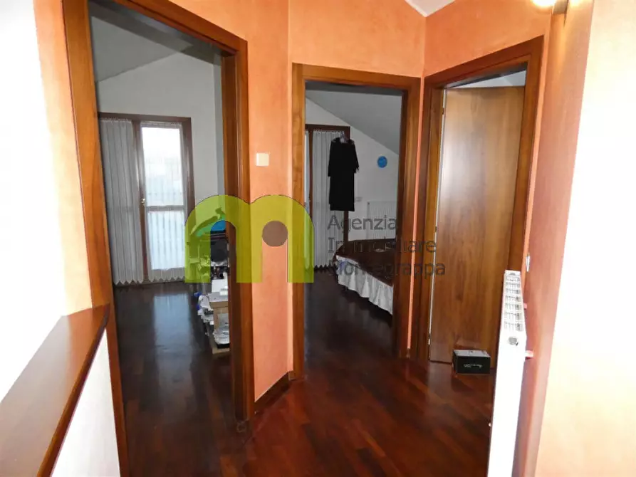 Immagine 12 di Attico in vendita  in via Piave a Castelfranco Veneto