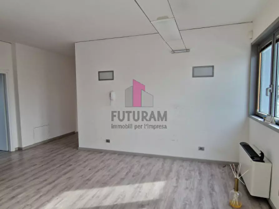 Immagine 2 di Ufficio in affitto  in Corso stati uniti a Padova