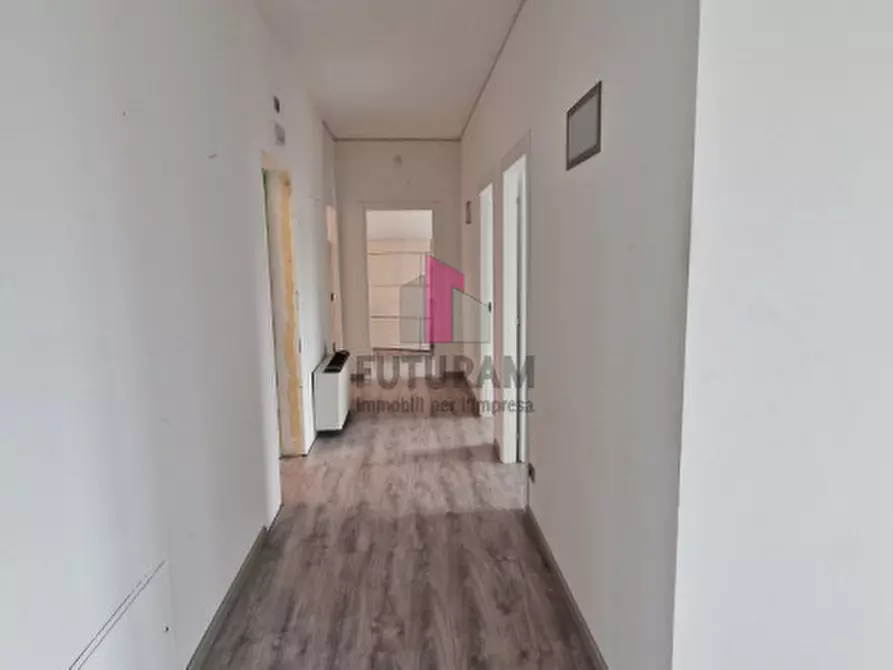 Immagine 4 di Ufficio in affitto  in Corso stati uniti a Padova