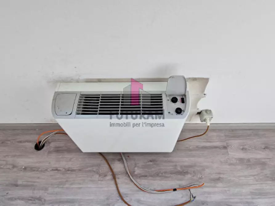 Immagine 7 di Ufficio in affitto  in Corso stati uniti a Padova