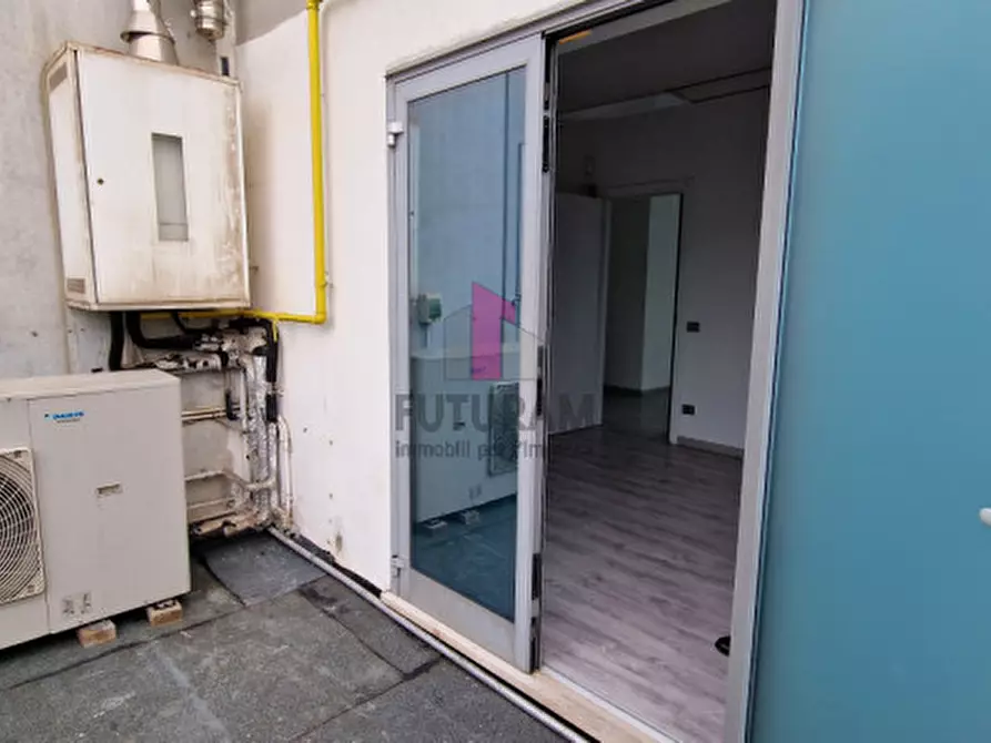 Immagine 10 di Ufficio in affitto  in Corso stati uniti a Padova