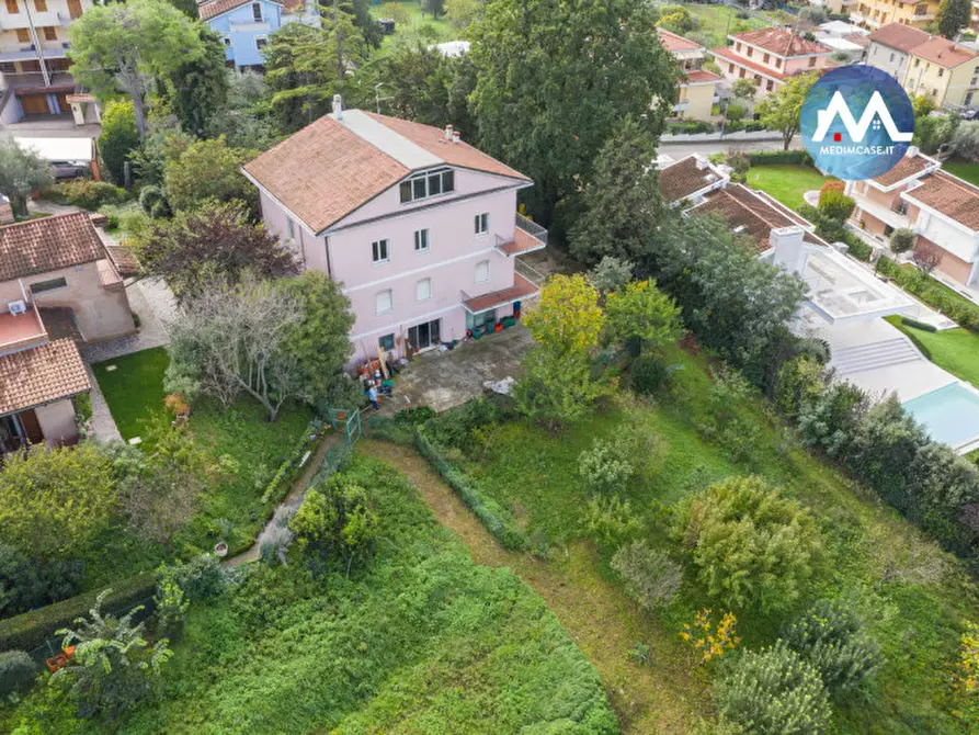 Immagine 24 di Casa bifamiliare in vendita  in Via Marcello Malpighi 10 a Pesaro