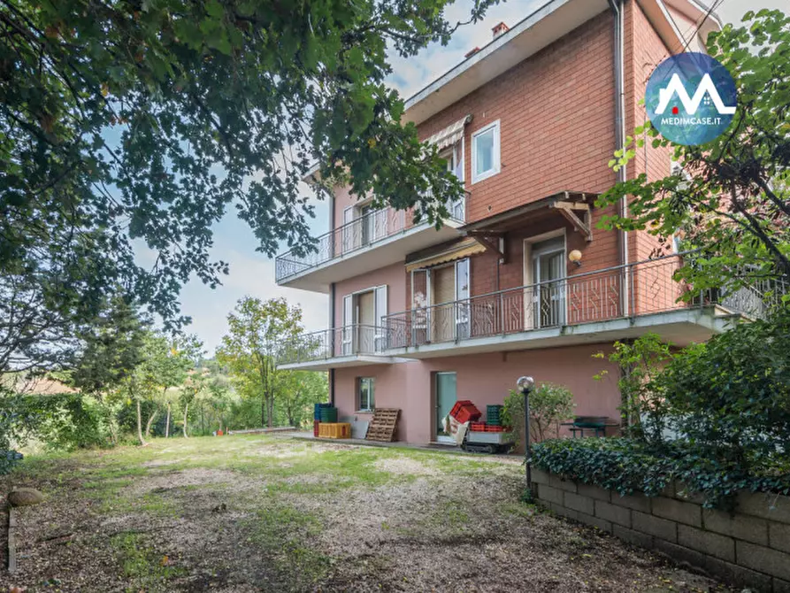 Immagine 25 di Casa bifamiliare in vendita  in Via Marcello Malpighi 10 a Pesaro