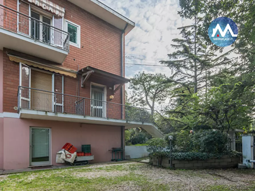 Immagine 40 di Casa bifamiliare in vendita  in Via Marcello Malpighi 10 a Pesaro