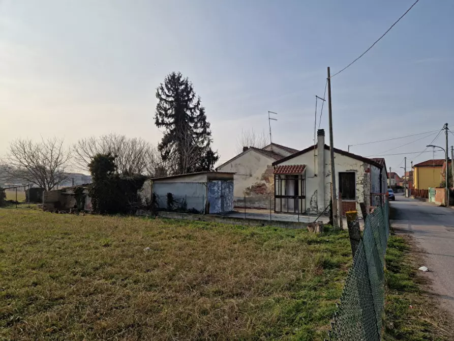 Immagine 8 di Casa indipendente in vendita  in Via Cavalletto 27 a Rovigo