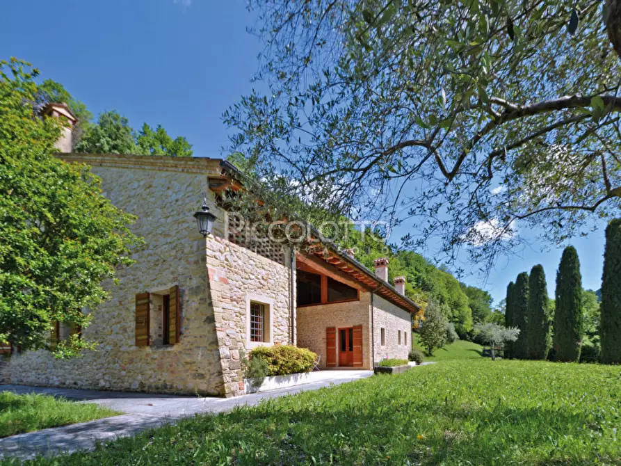 Immagine 2 di Villa in vendita  in via Forestuzzo a Asolo