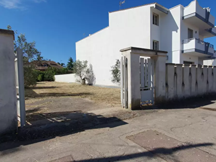 Immagine 8 di Terreno in vendita  a Casarano