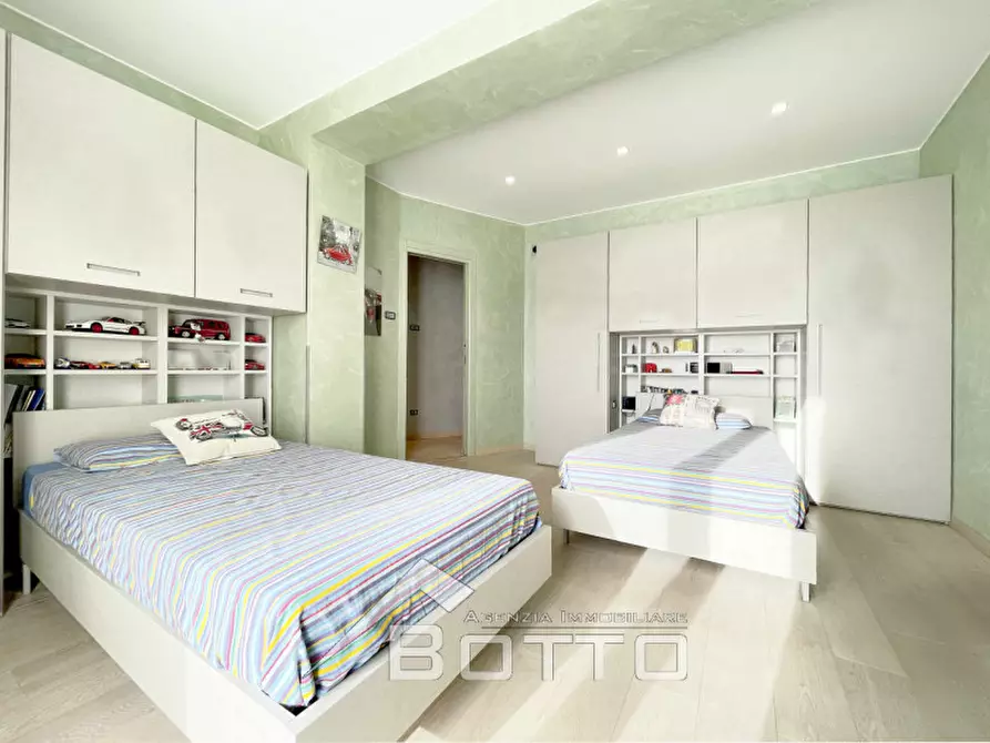 Immagine 29 di Villa in vendita  in via fontana del frate a Romagnano Sesia