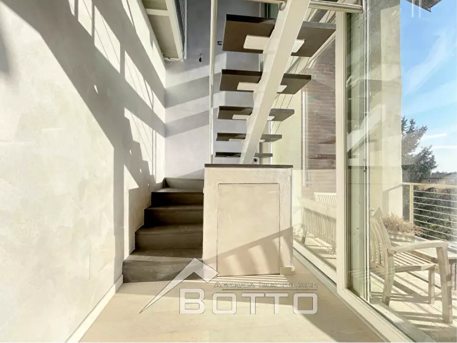 Immagine 34 di Villa in vendita  in via fontana del frate a Romagnano Sesia