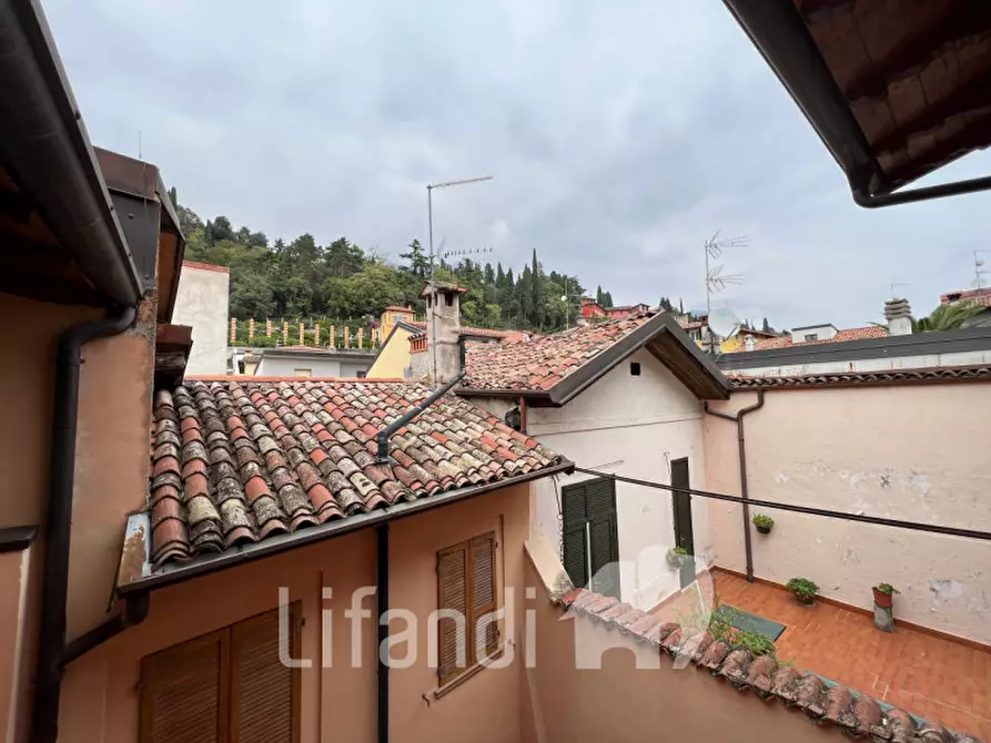 Immagine 6 di Appartamento in vendita  a Toscolano-Maderno